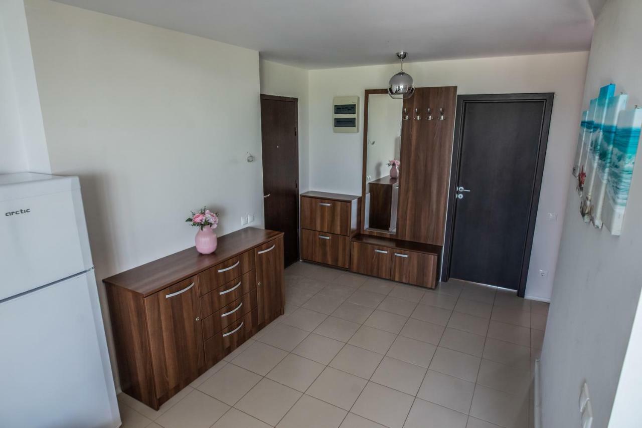 Neptun Blue Apartament Luaran gambar